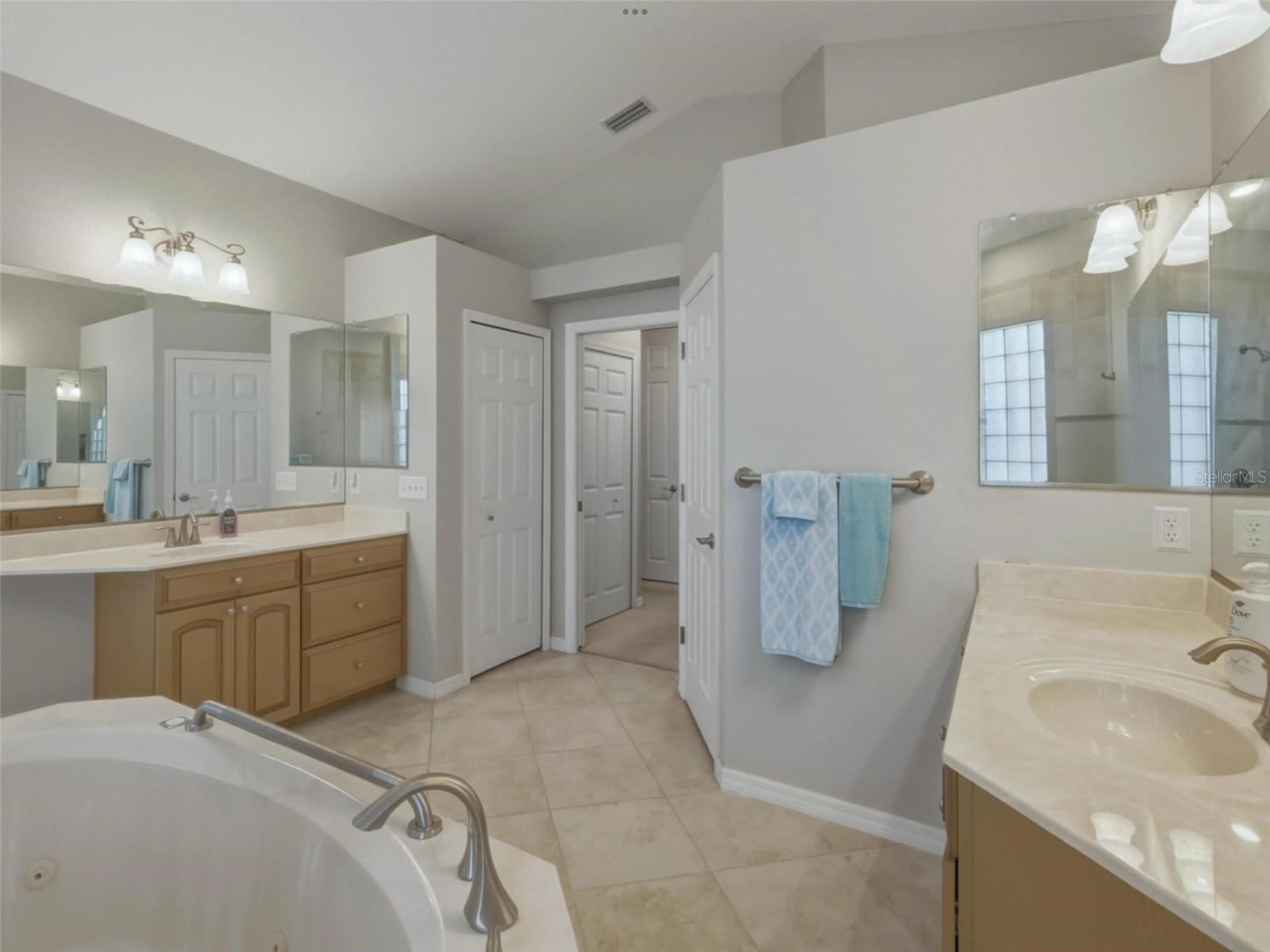 STONECASTLE AT SOUTHWOOD PH 01 - Residential