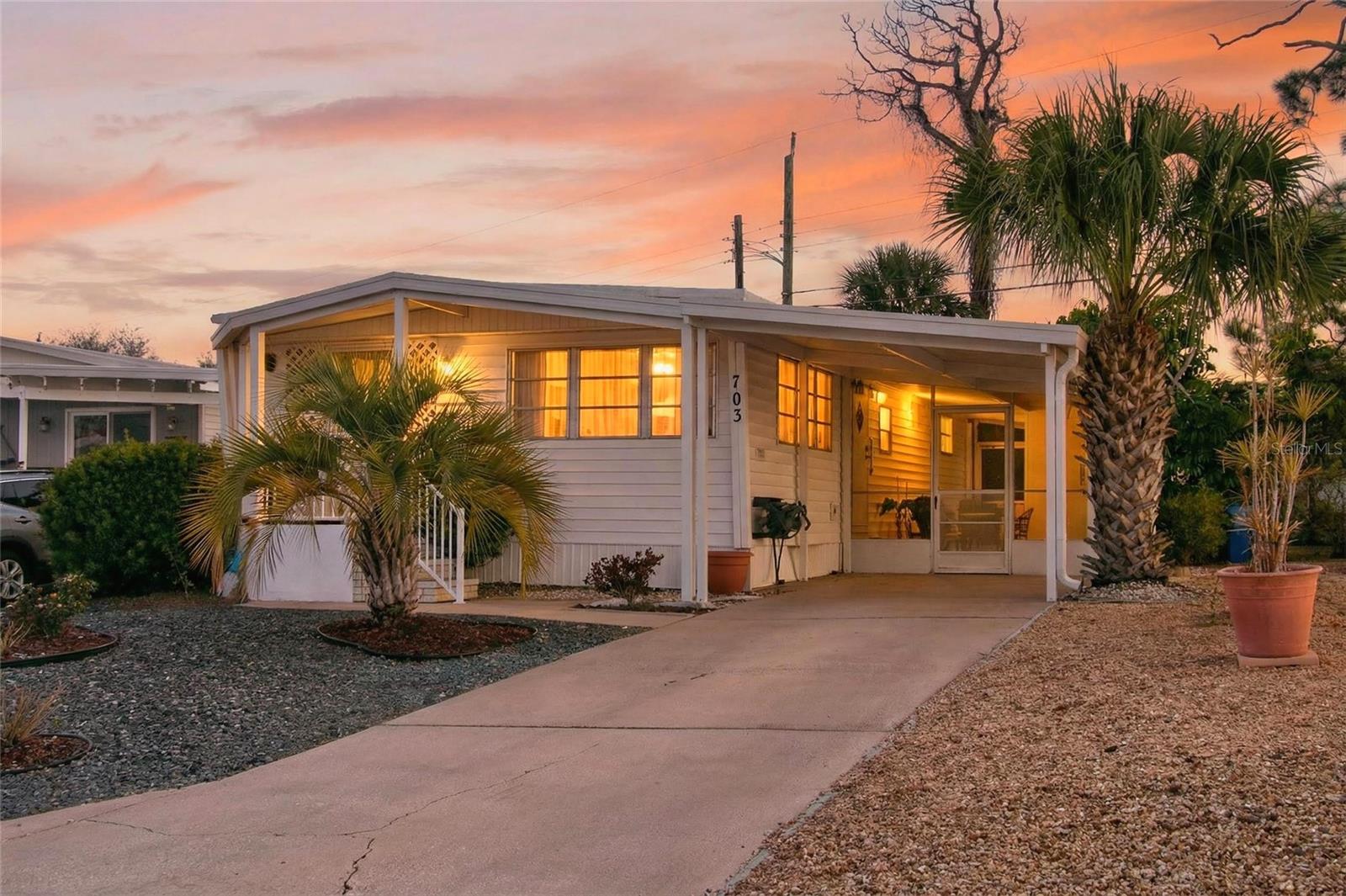 COUNTRY CLUB ESTATES - Residential