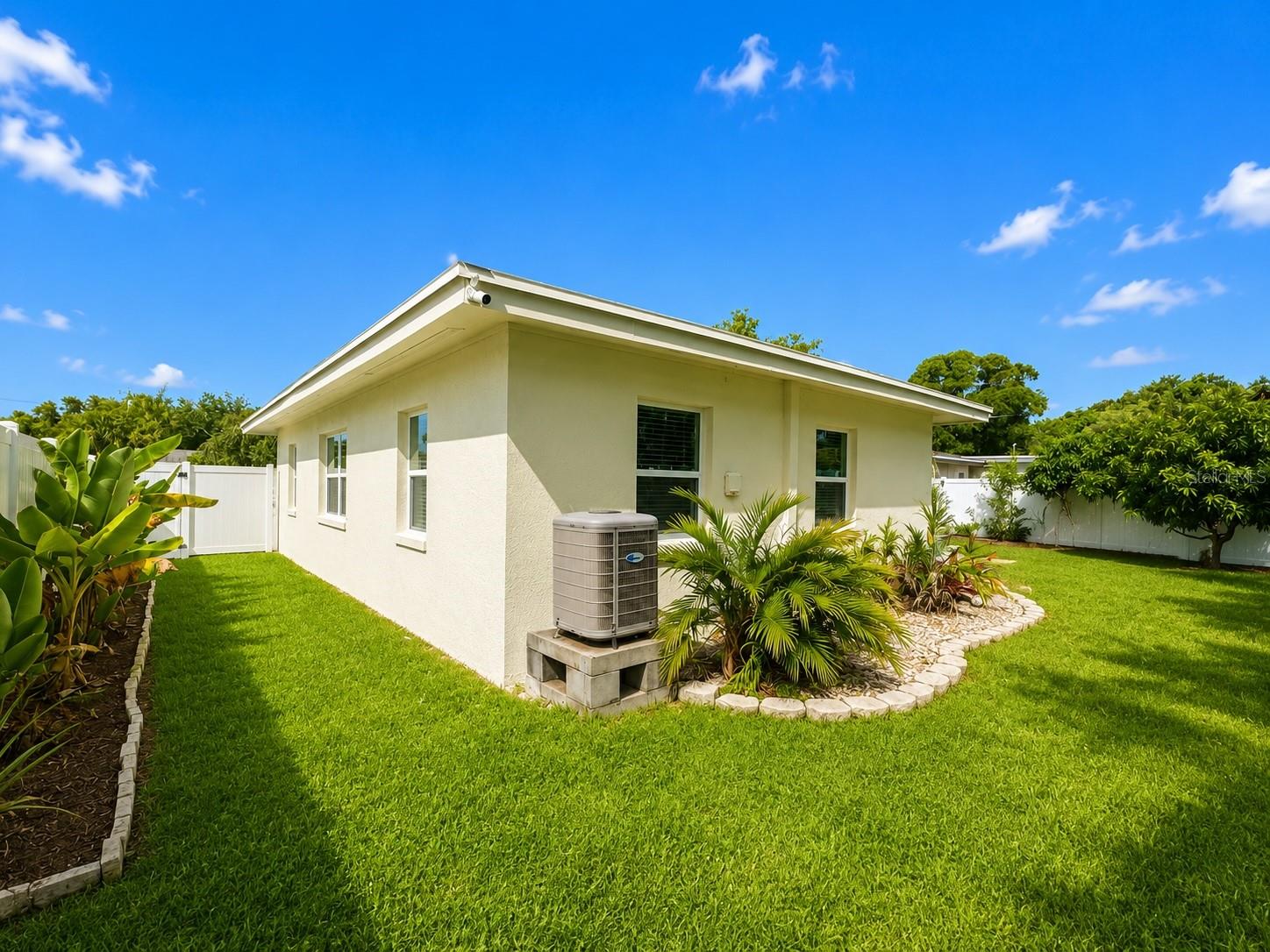 MILES PINES - Residential