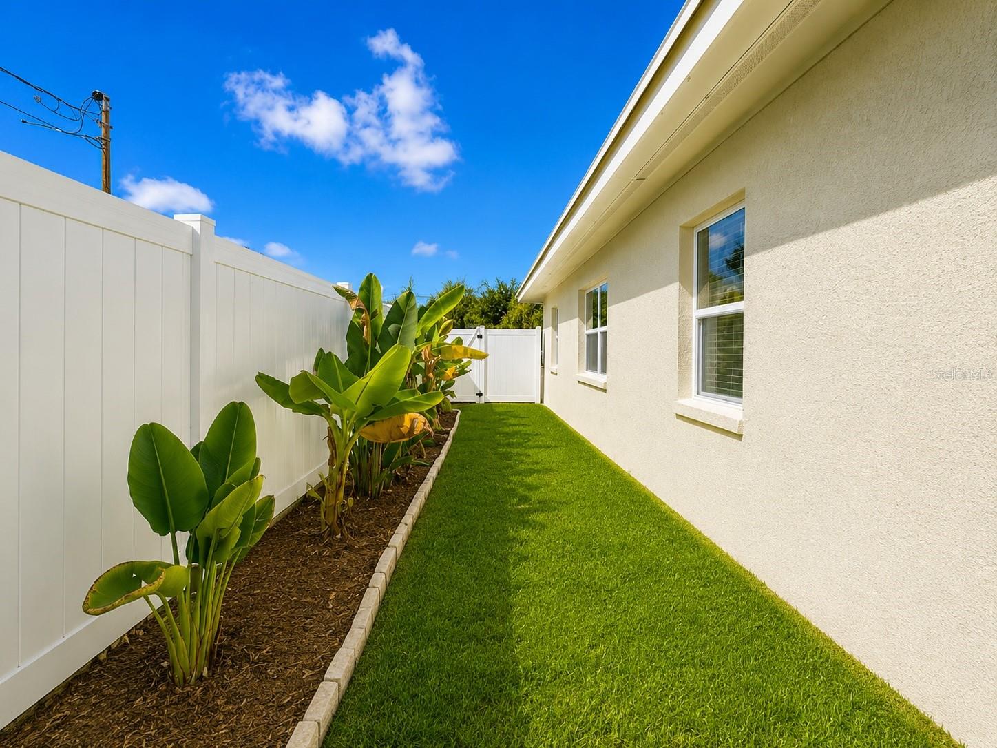 MILES PINES - Residential