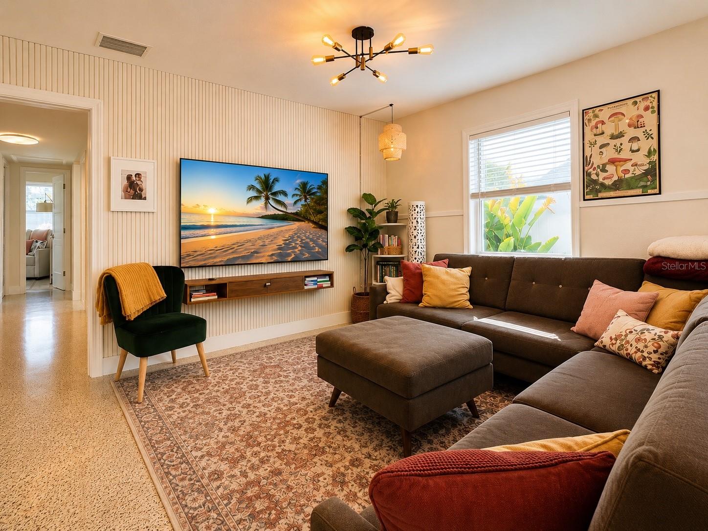 MILES PINES - Residential
