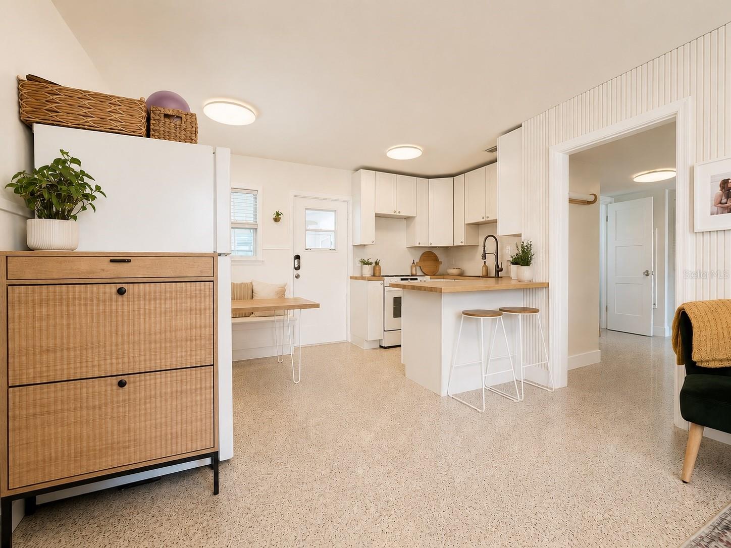 MILES PINES - Residential