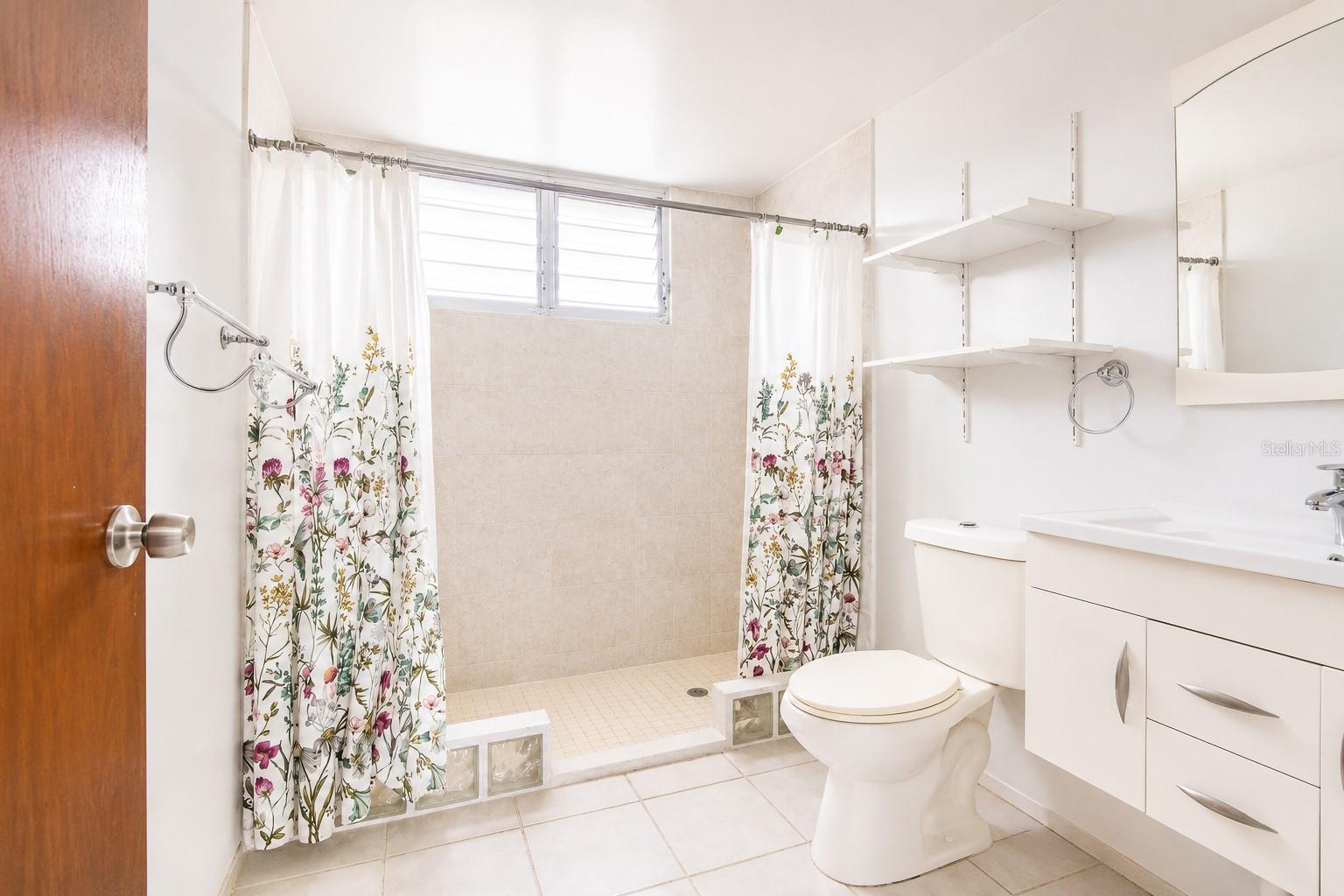 URB LOS CHOFERES - Residential