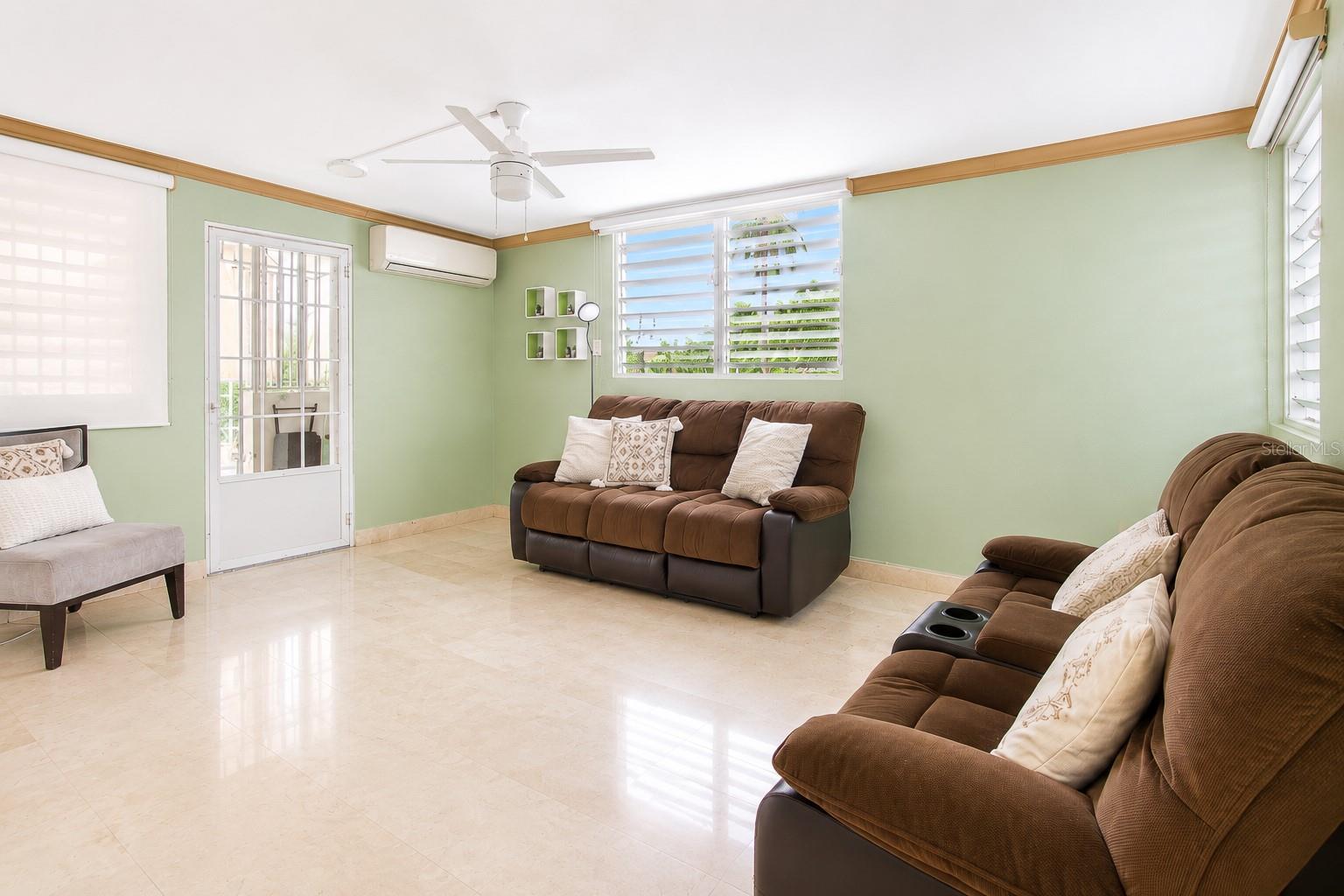 URB LOS CHOFERES - Residential