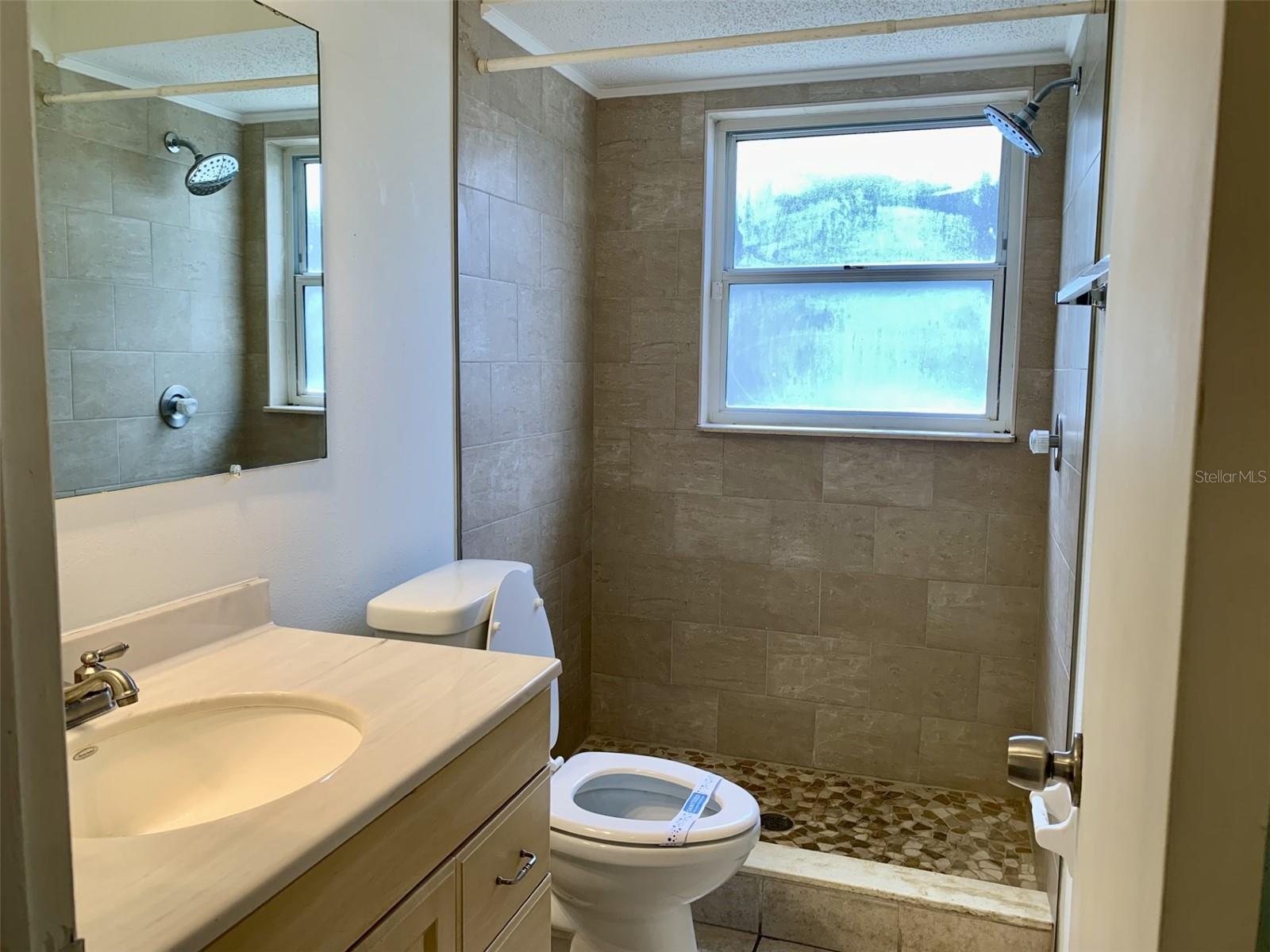 SUMMIT GROVE - Residential