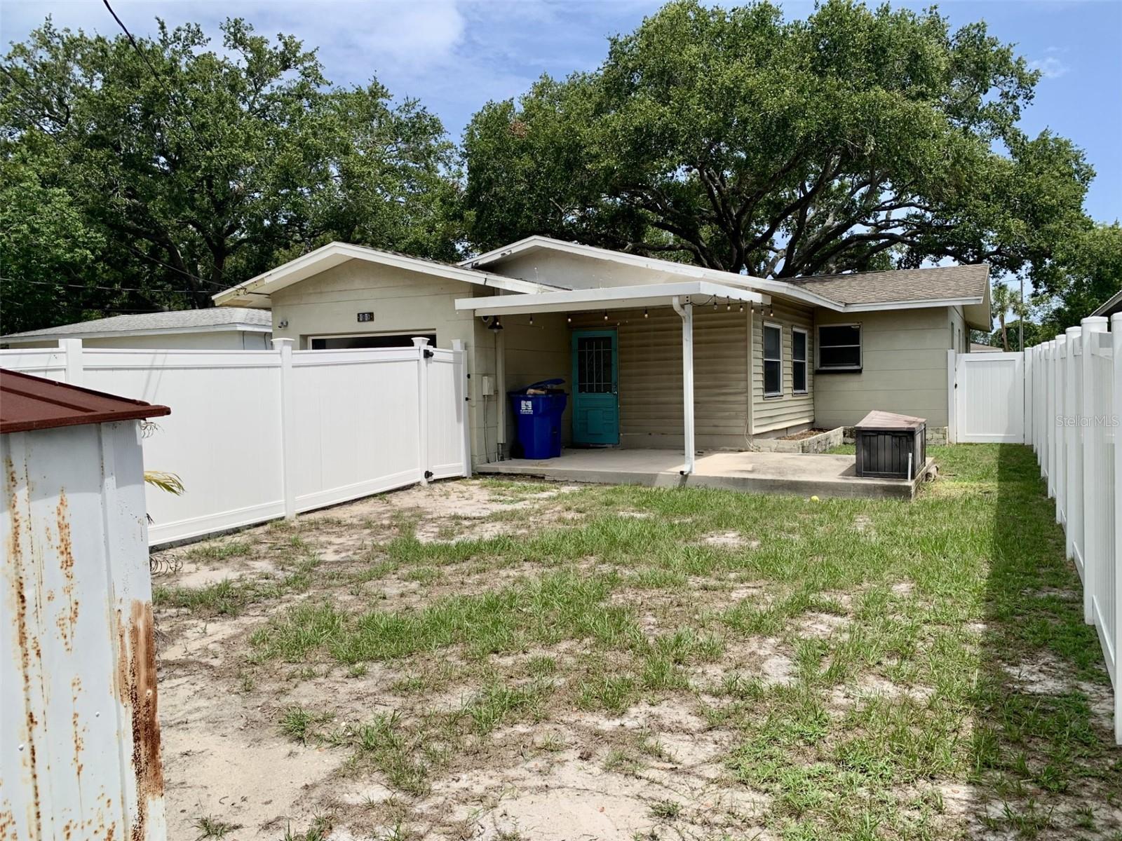 SUMMIT GROVE - Residential