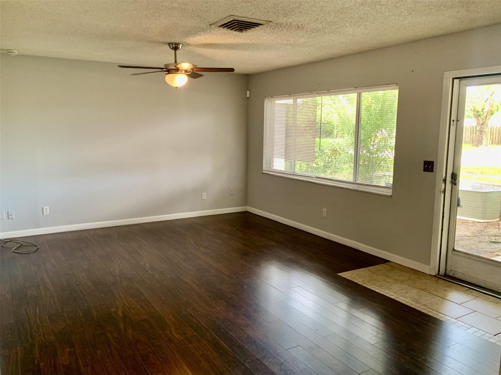 SUMMIT GROVE - Residential