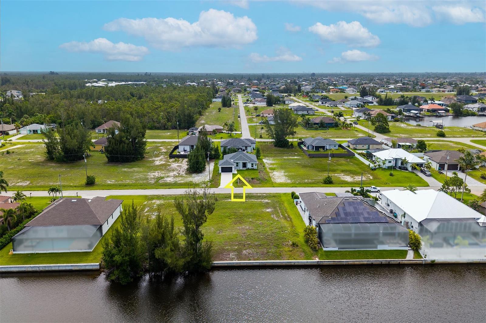 CAPE CORAL - Residential