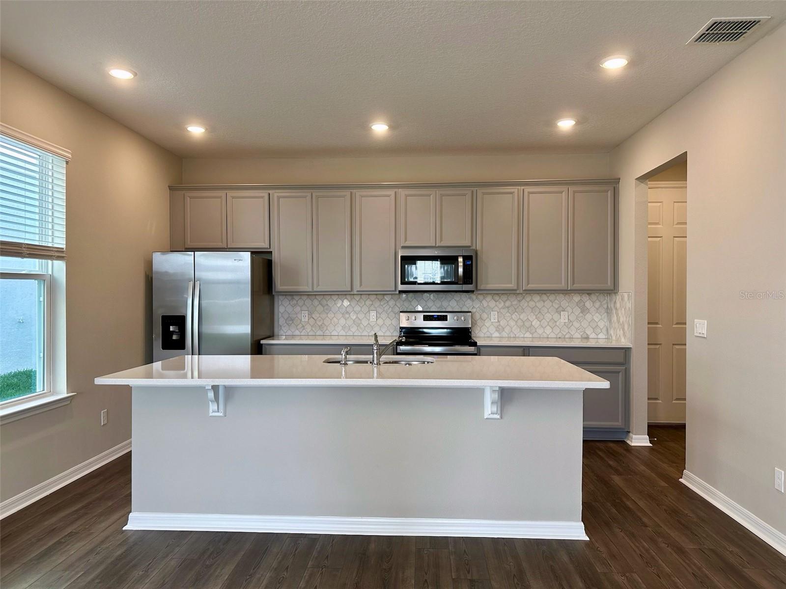 SILVERLEAF RESERVE - Residential Lease
