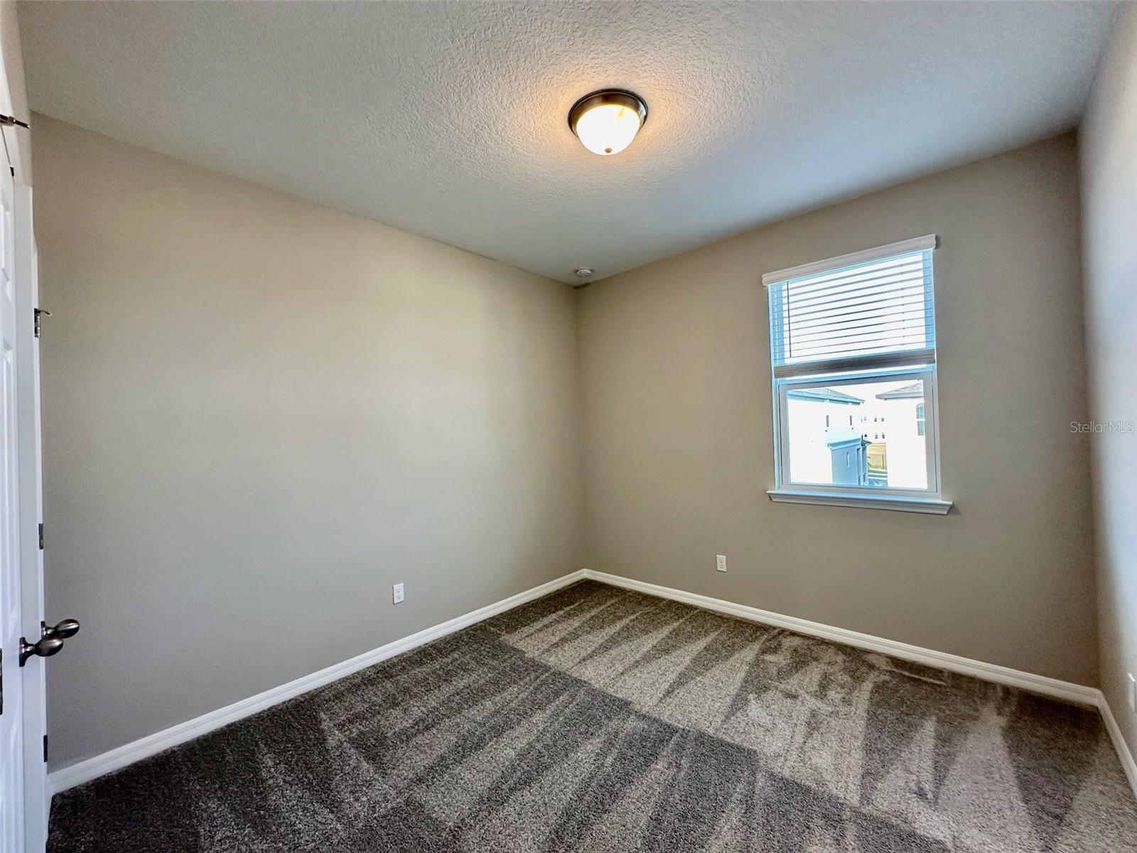 SILVERLEAF RESERVE - Residential Lease