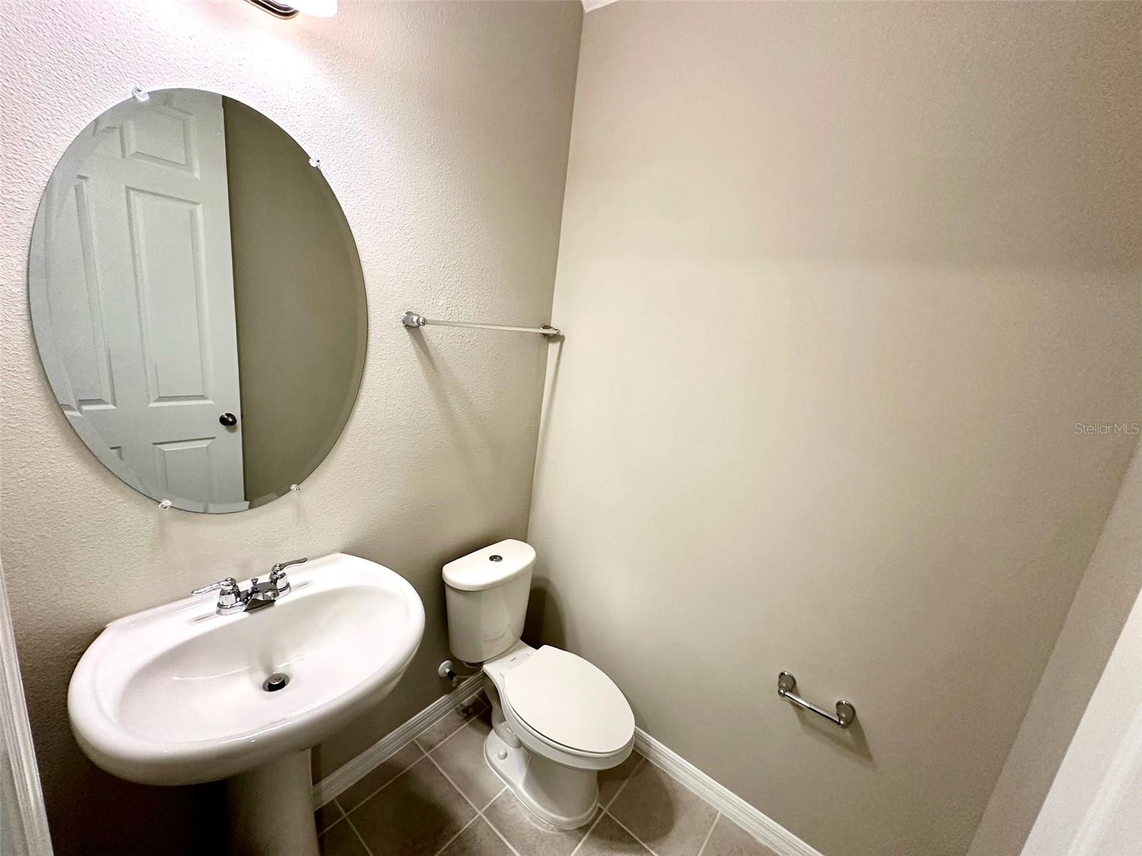 SILVERLEAF RESERVE - Residential Lease
