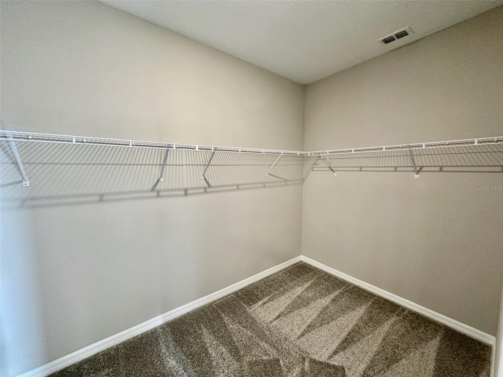 SILVERLEAF RESERVE - Residential Lease