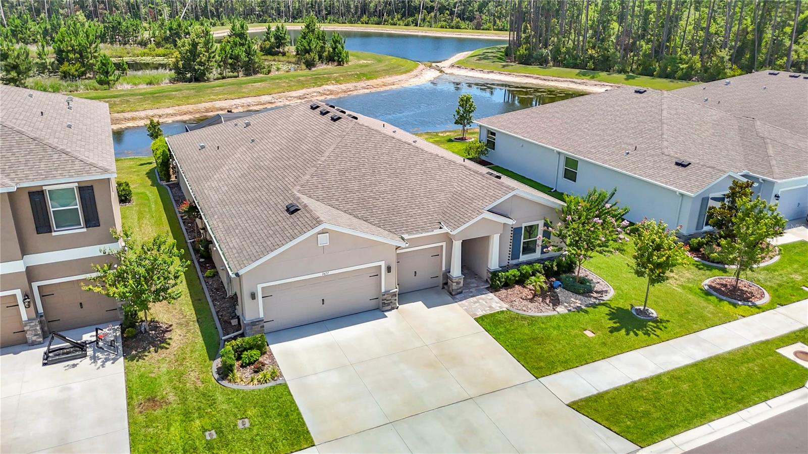 DEERBROOK - Residential