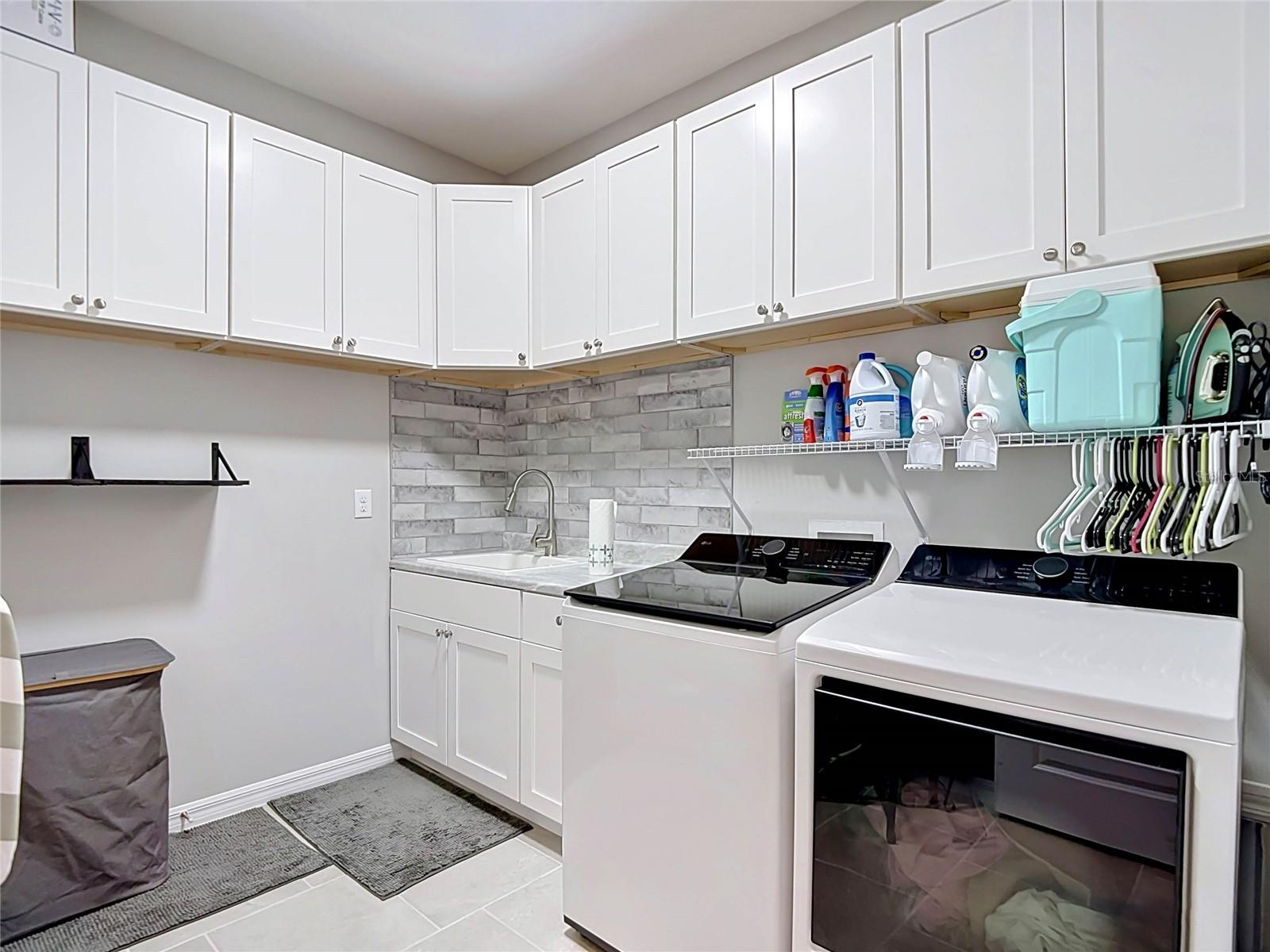 DEERBROOK - Residential