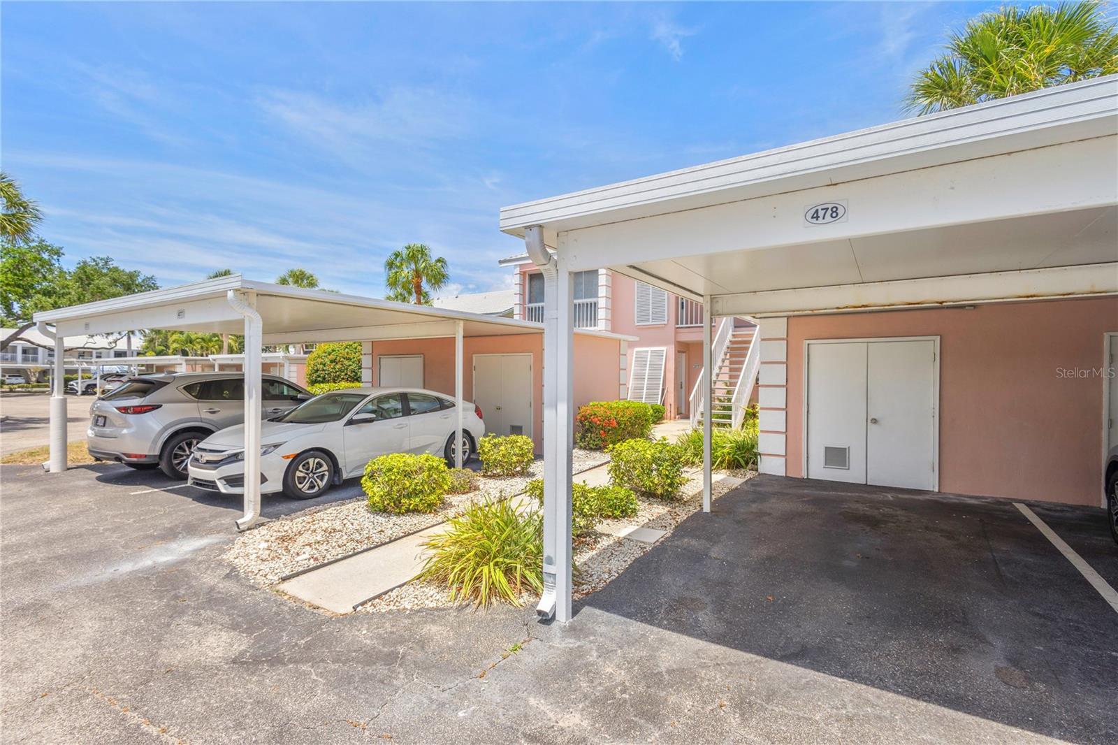 PLANTATION GOLF & COUNTRY CLUB - Residential