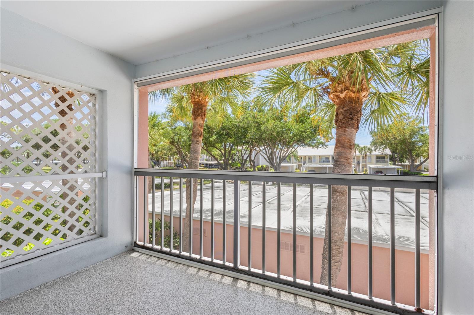 PLANTATION GOLF & COUNTRY CLUB - Residential