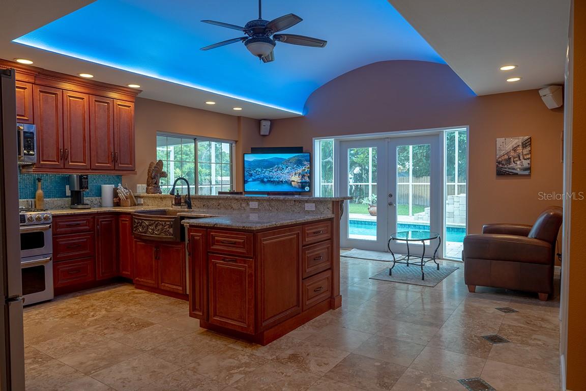 LAKE PEARL ESTATES - Residential