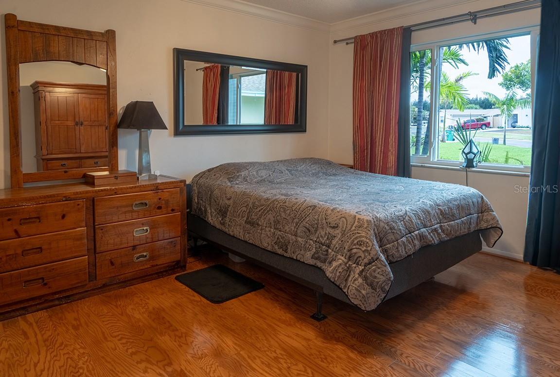 LAKE PEARL ESTATES - Residential