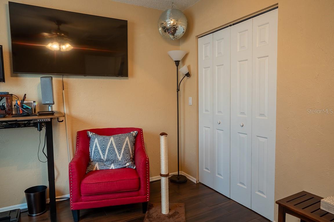 LAKE PEARL ESTATES - Residential