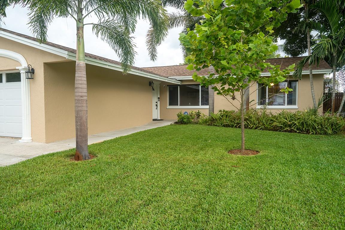 LAKE PEARL ESTATES - Residential