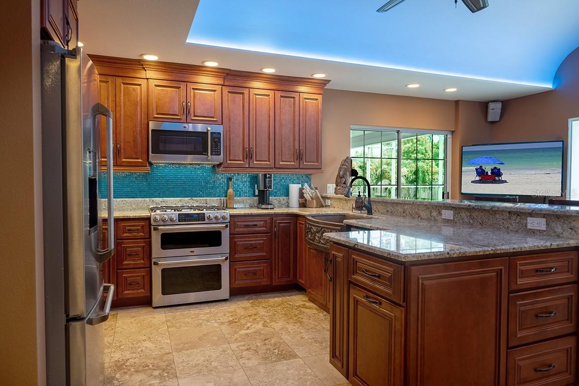 LAKE PEARL ESTATES - Residential