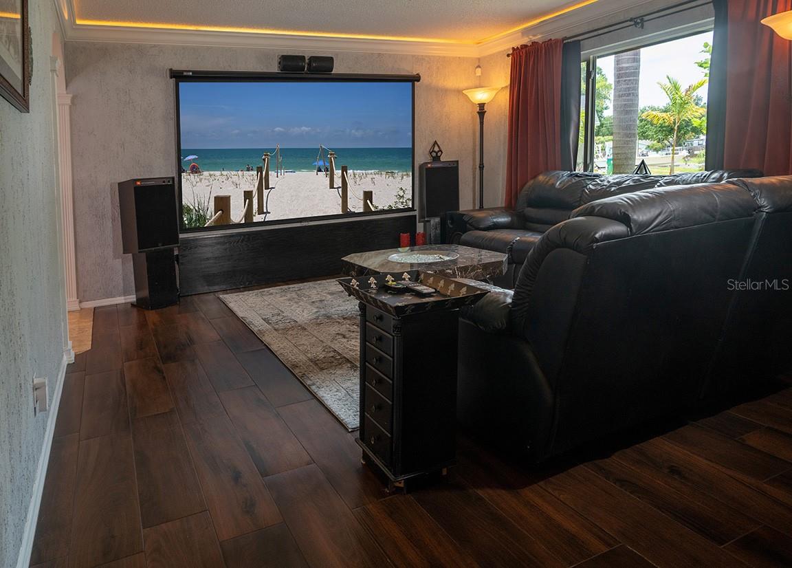 LAKE PEARL ESTATES - Residential