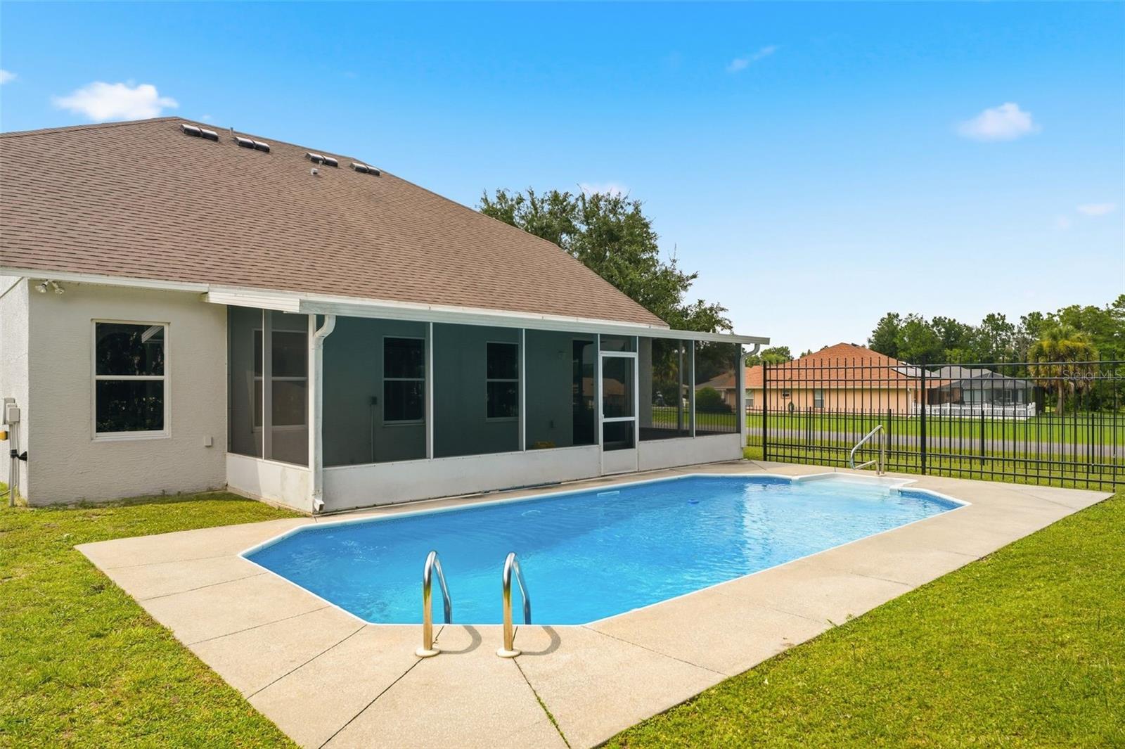 KINGSLAND COUNTRY ESTATES - Residential