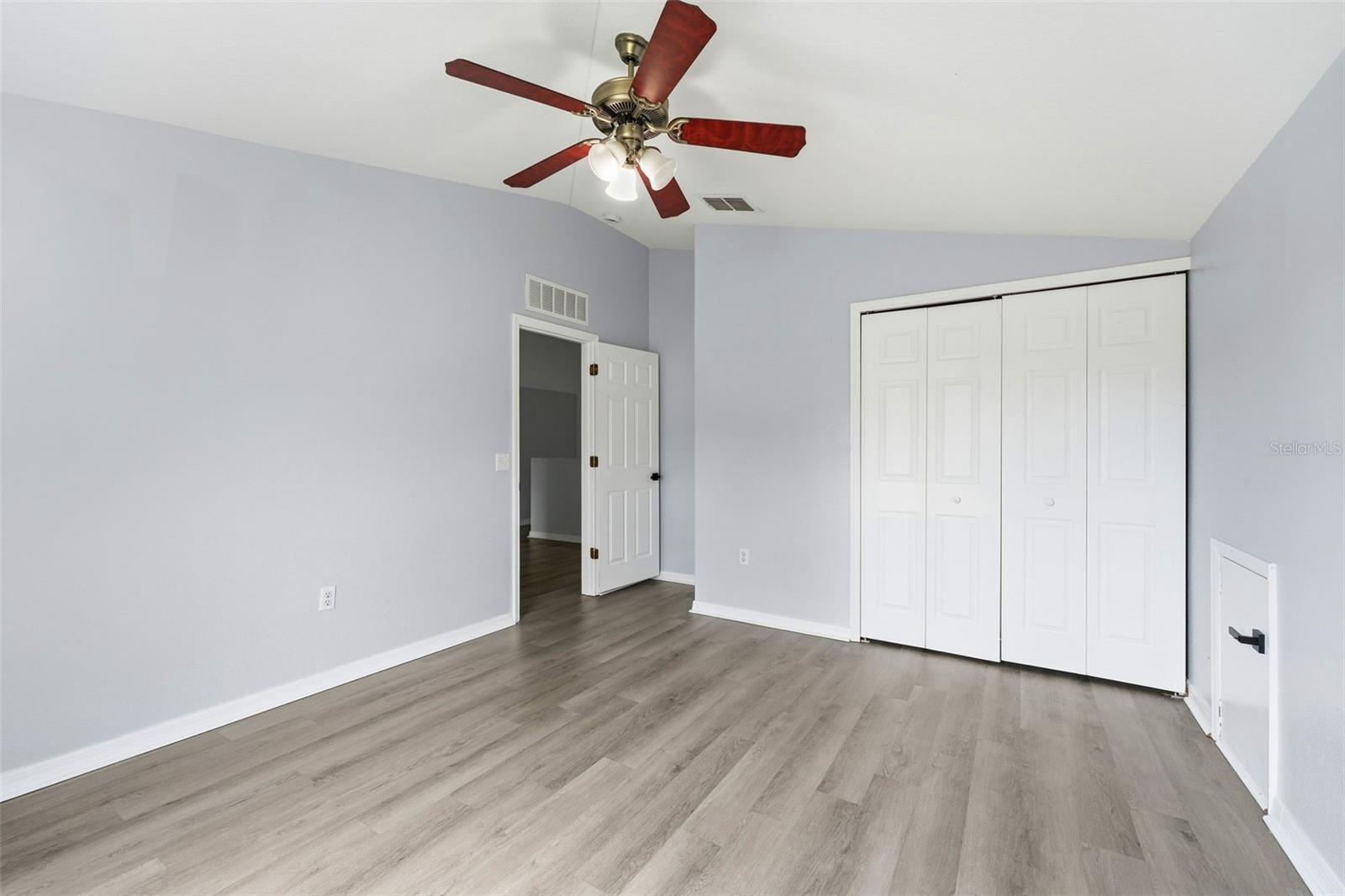 KINGSLAND COUNTRY ESTATES - Residential