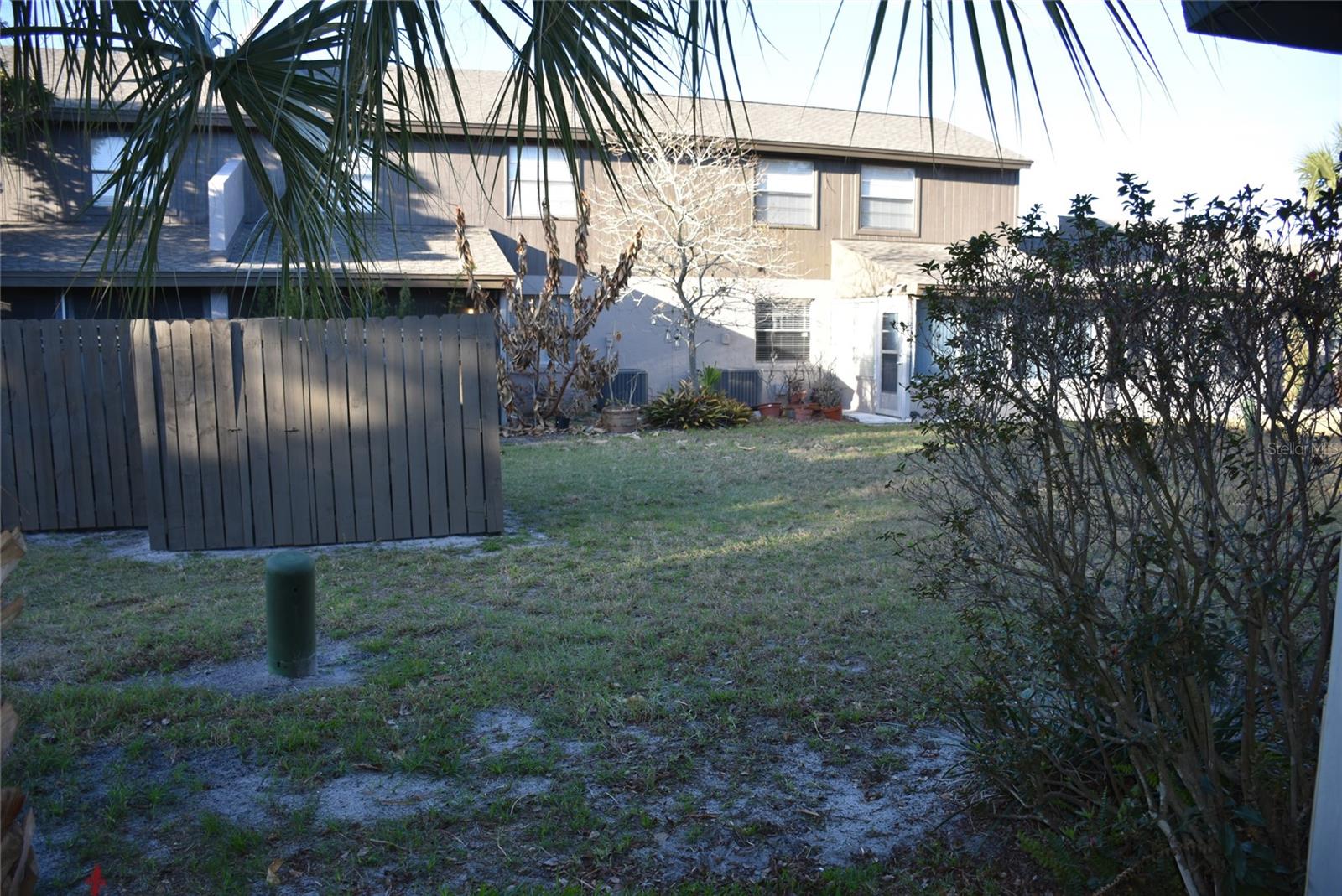 LAKE OF THE WOODS SEC 01 TWNHS - Residential