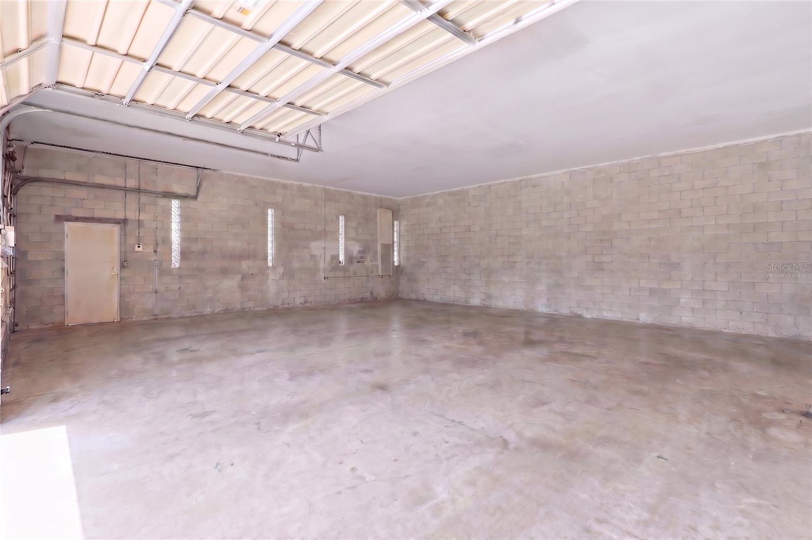 DELTONA LAKES UNIT 11 - Residential