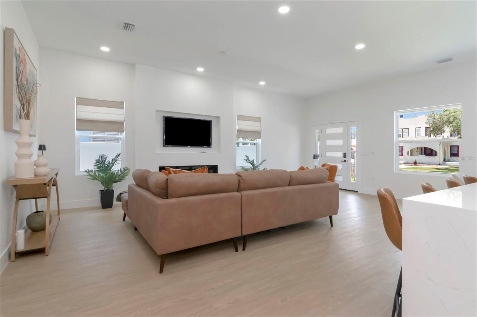 ARDMORE HEIGHTS - Residential