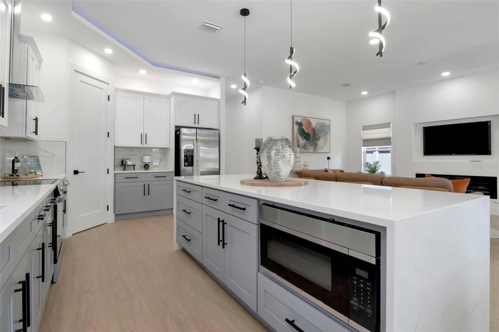 ARDMORE HEIGHTS - Residential