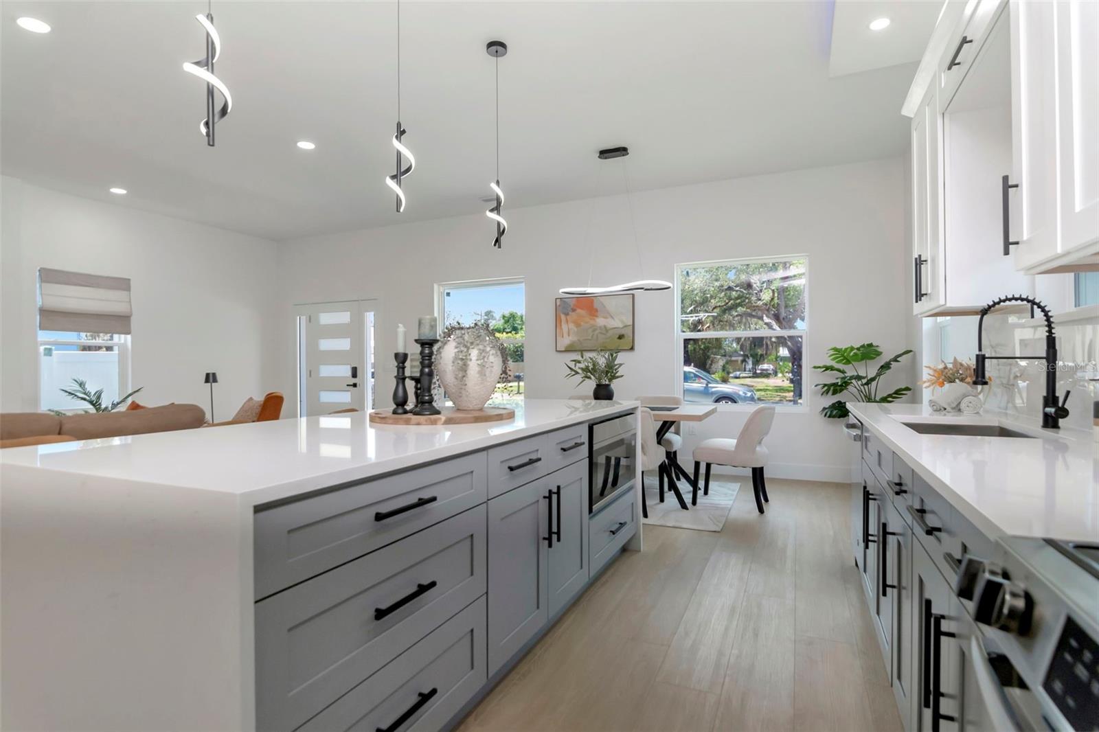 ARDMORE HEIGHTS - Residential