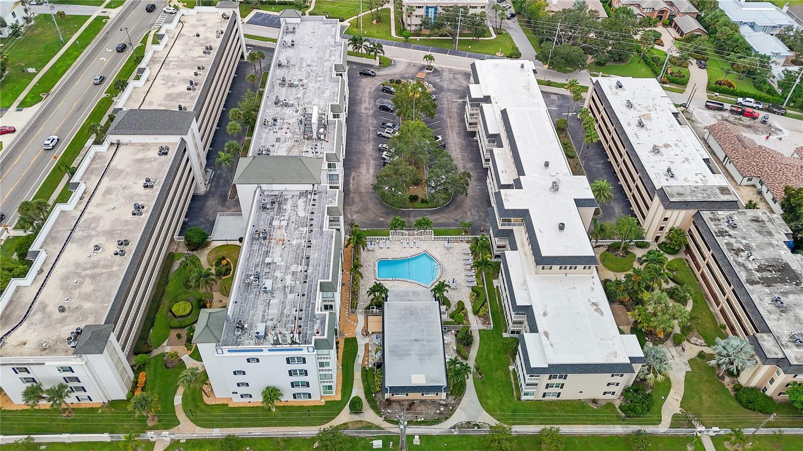 PORT BELLEAIR 4 CONDO - Residential