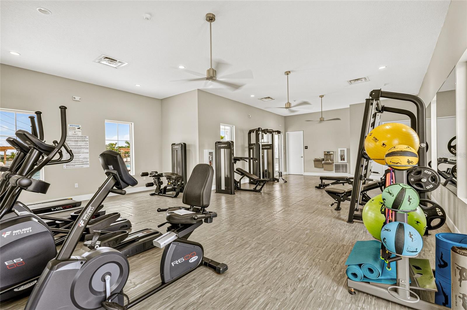 CRYSTAL BAY PH THREE - Residential