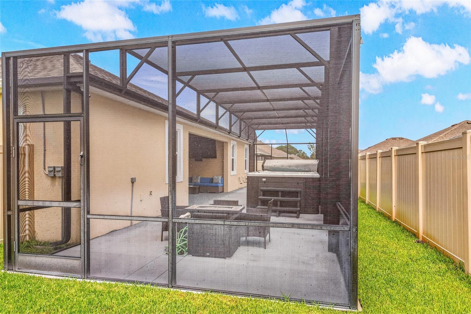 CRYSTAL BAY PH THREE - Residential
