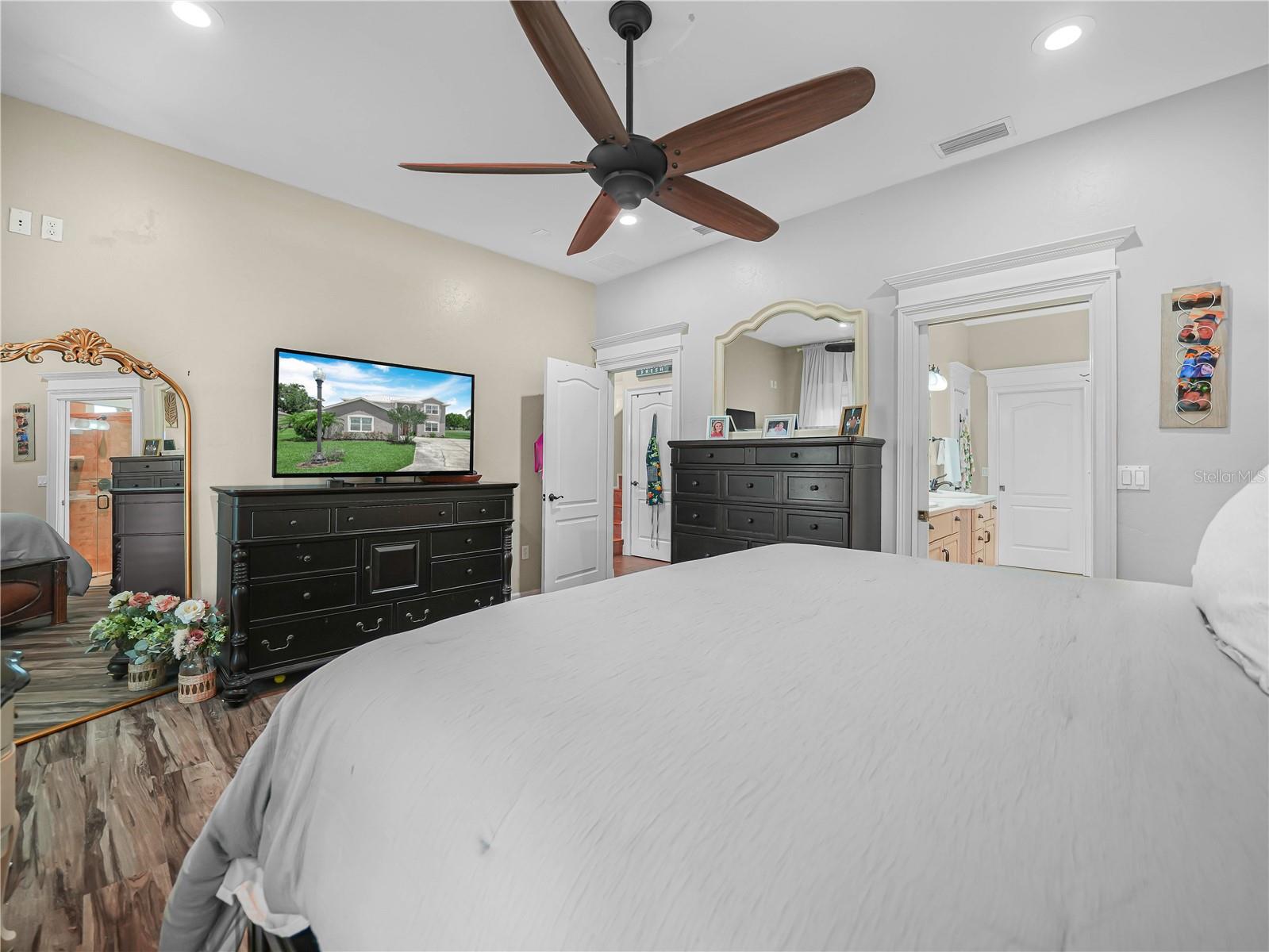 TORREY OAKS VILLAS - Residential