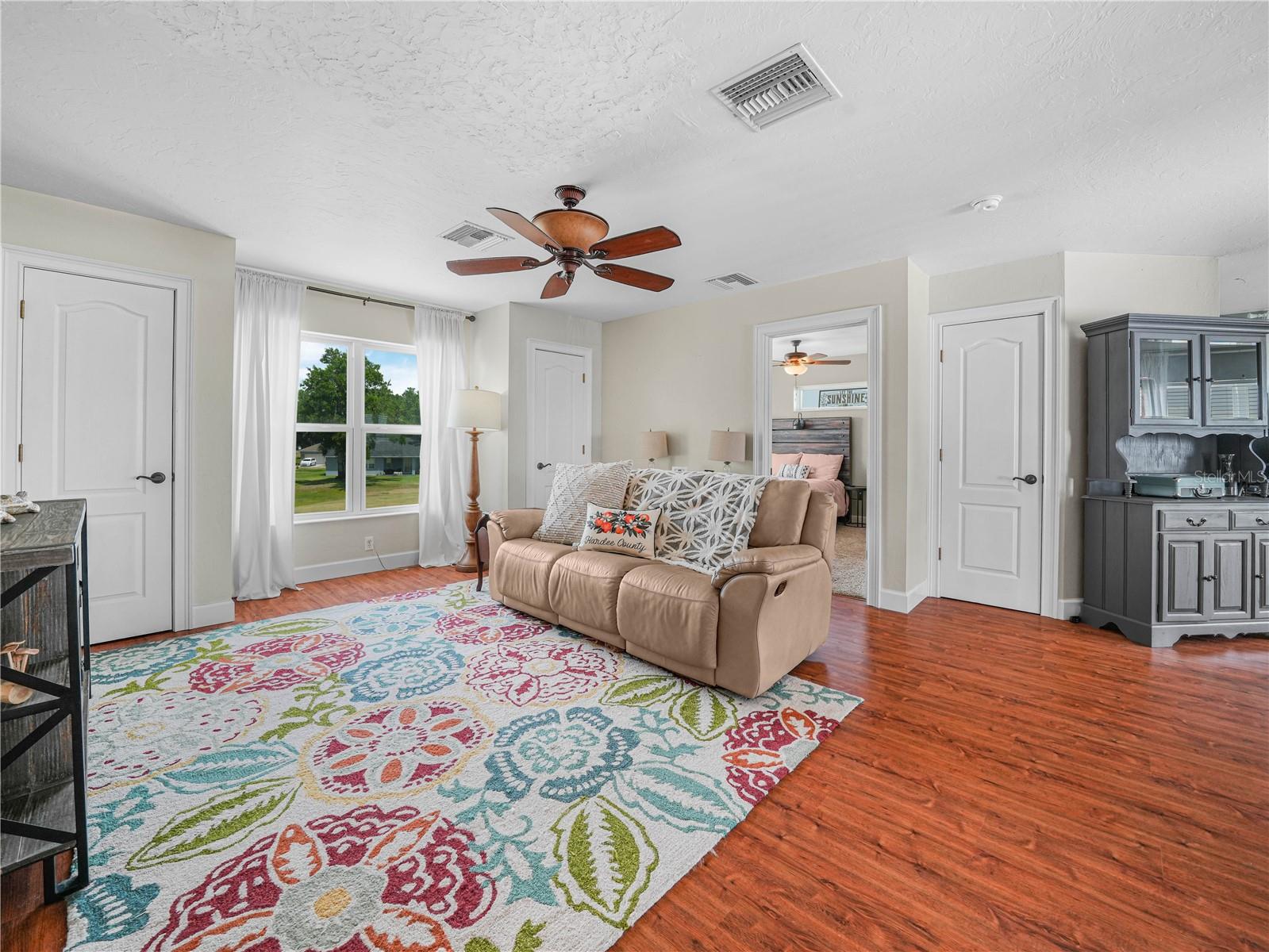 TORREY OAKS VILLAS - Residential