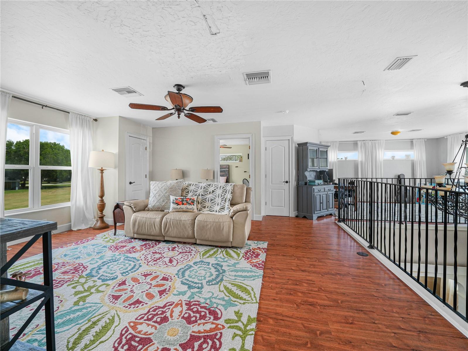TORREY OAKS VILLAS - Residential