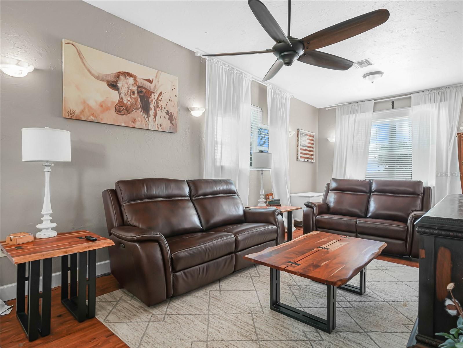 TORREY OAKS VILLAS - Residential