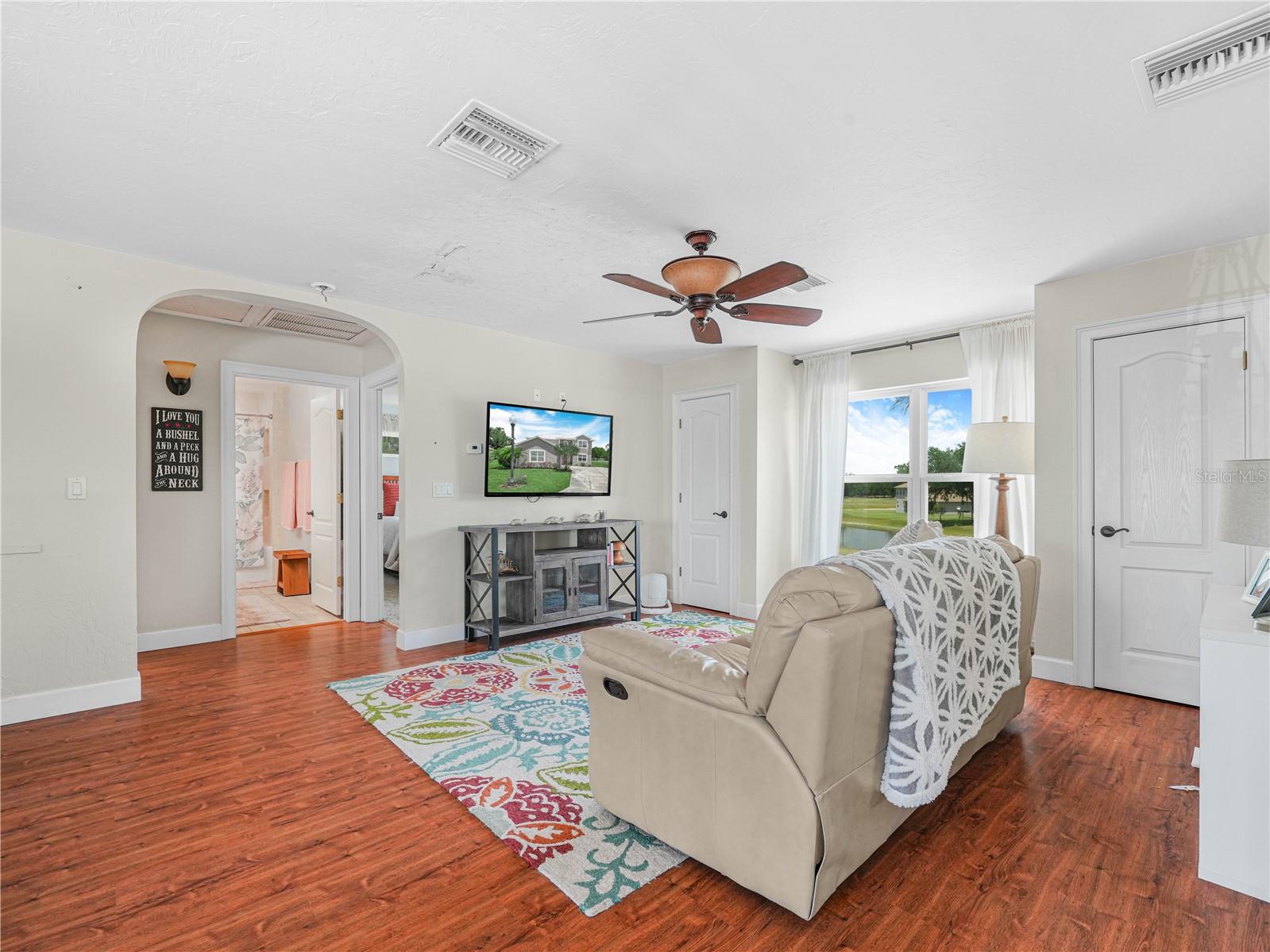 TORREY OAKS VILLAS - Residential