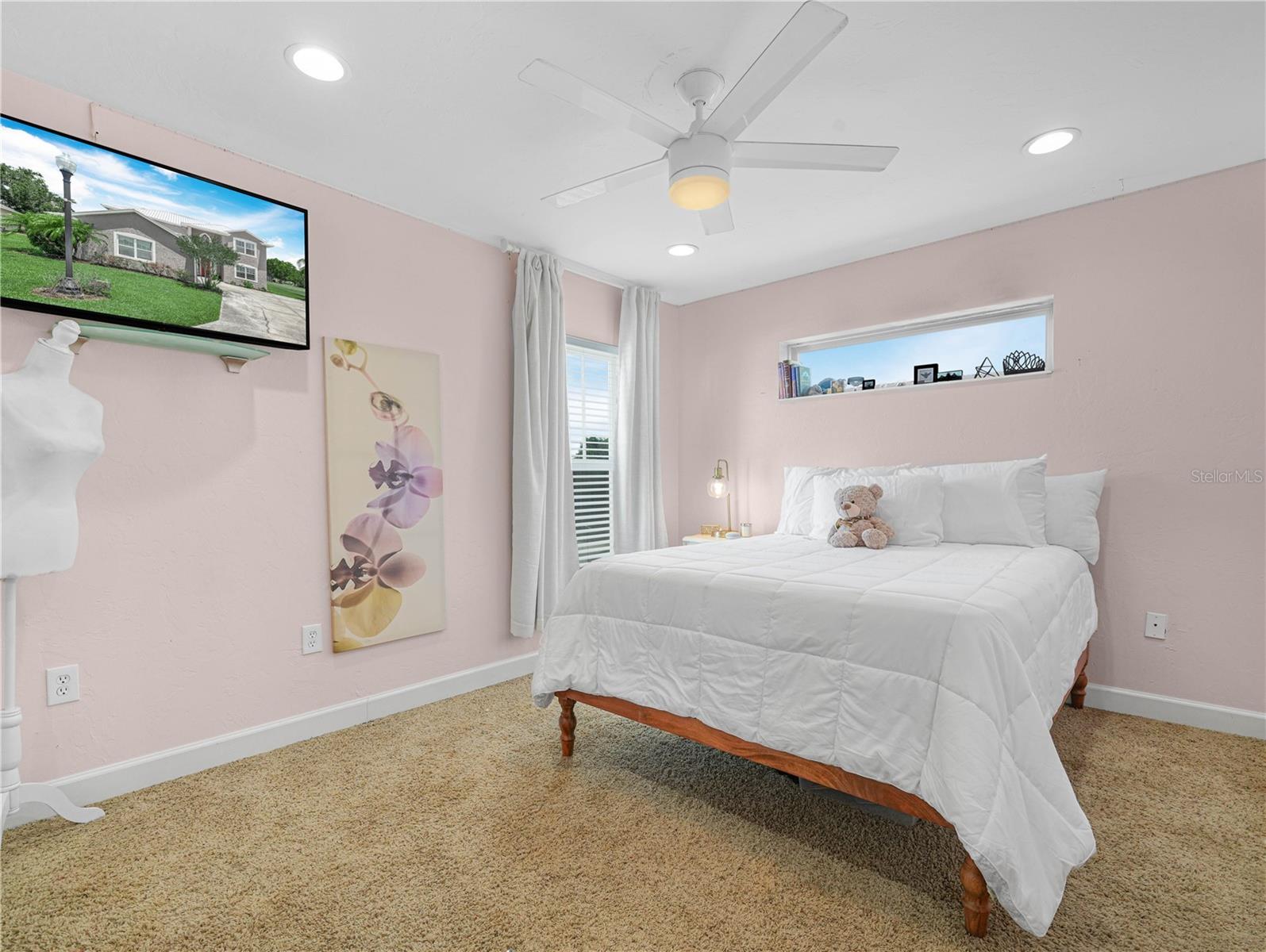 TORREY OAKS VILLAS - Residential