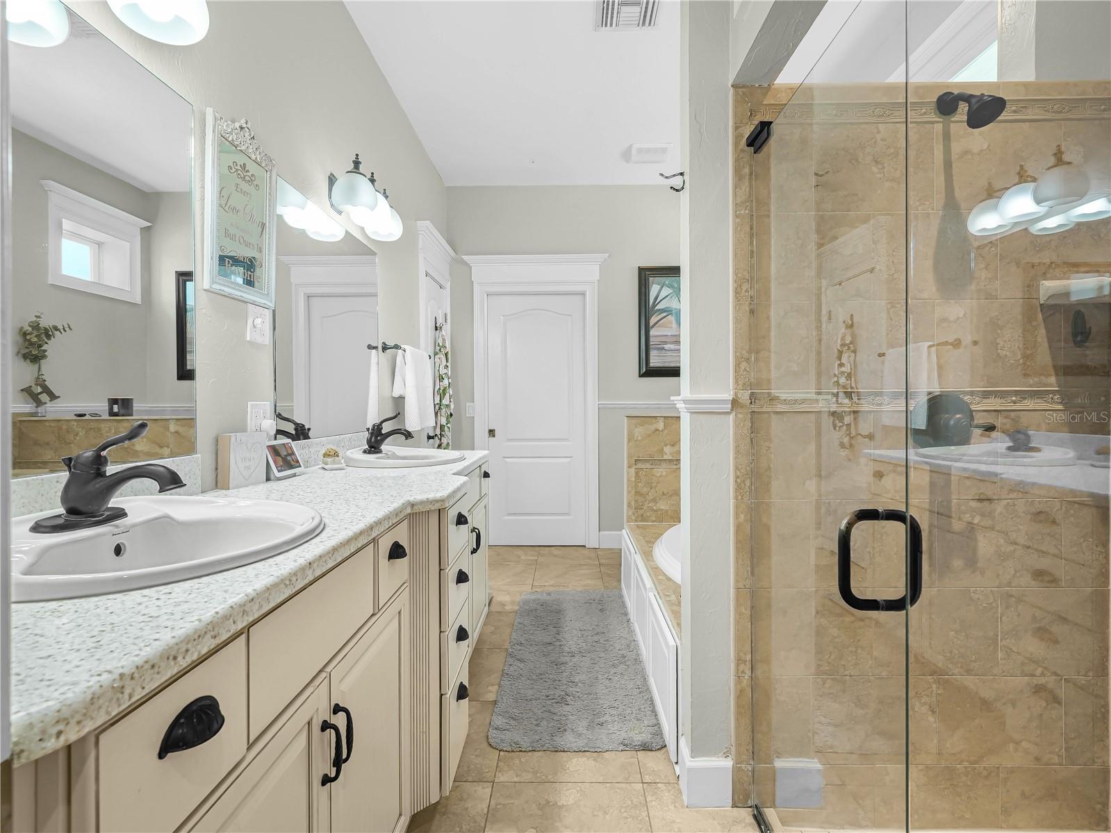 TORREY OAKS VILLAS - Residential