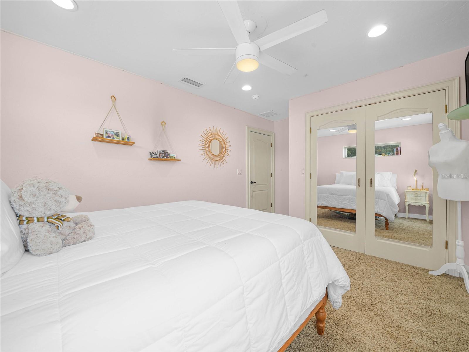 TORREY OAKS VILLAS - Residential