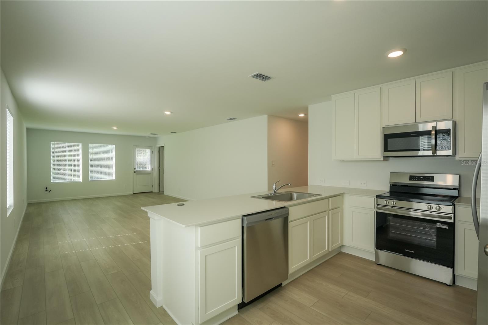 WESTVIEW POD B NBRHD 4 - Residential Lease