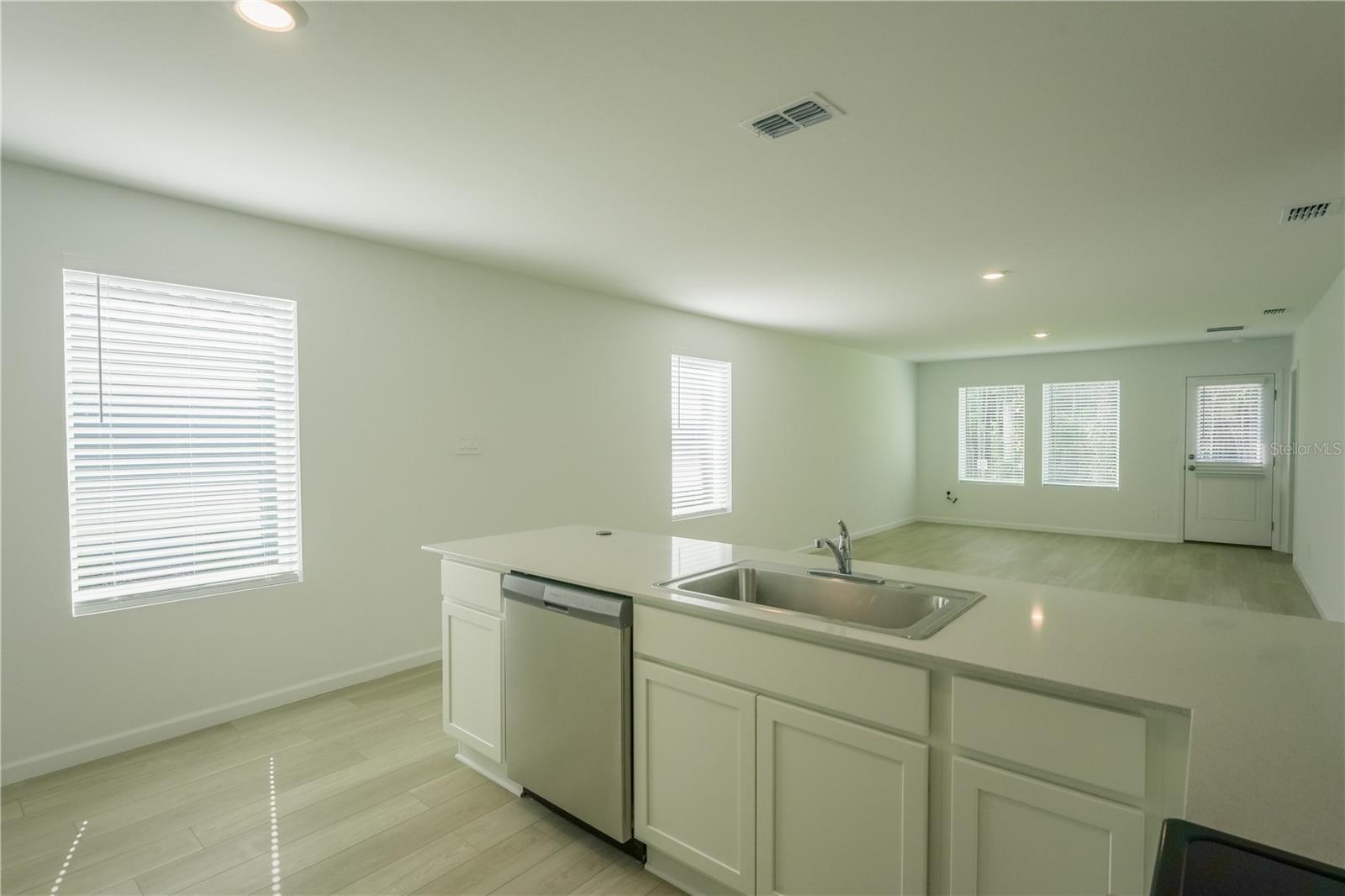 WESTVIEW POD B NBRHD 4 - Residential Lease