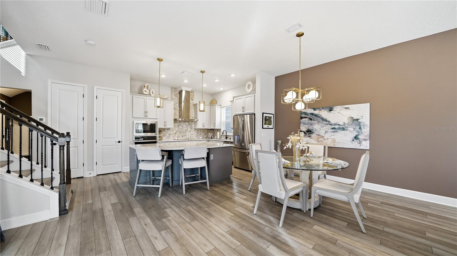 TIDAL POINTE/SOUTBSIDE QUARTER - Residential