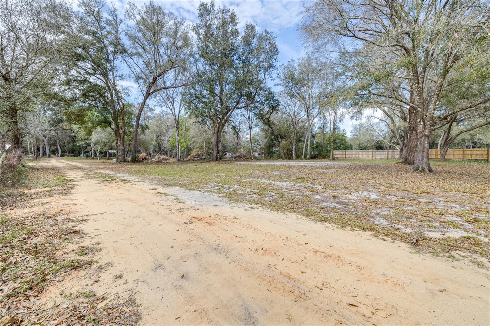 WOODING PLACE - Land