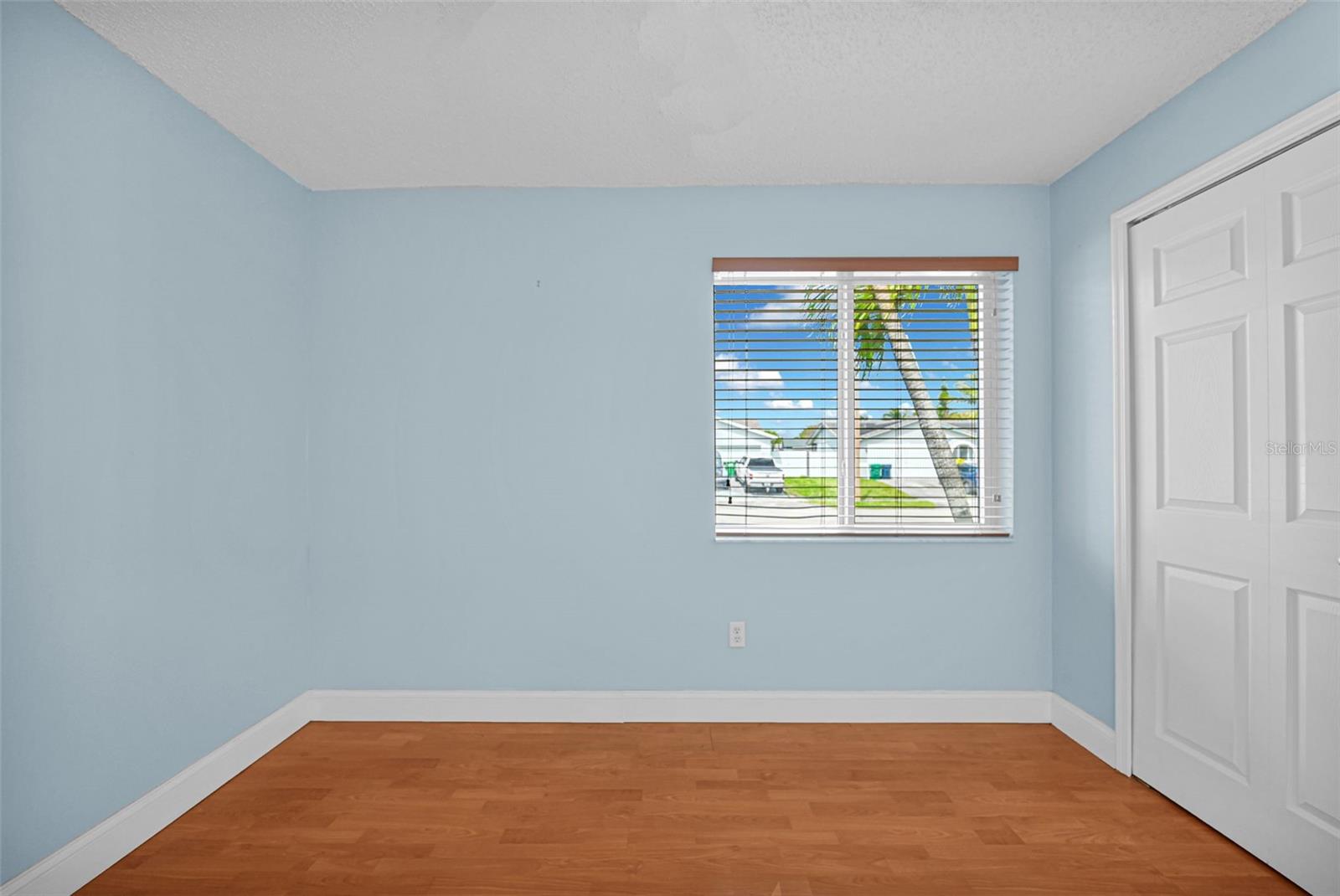 MEADOW WOOD MANOR SEC 10 - Residential