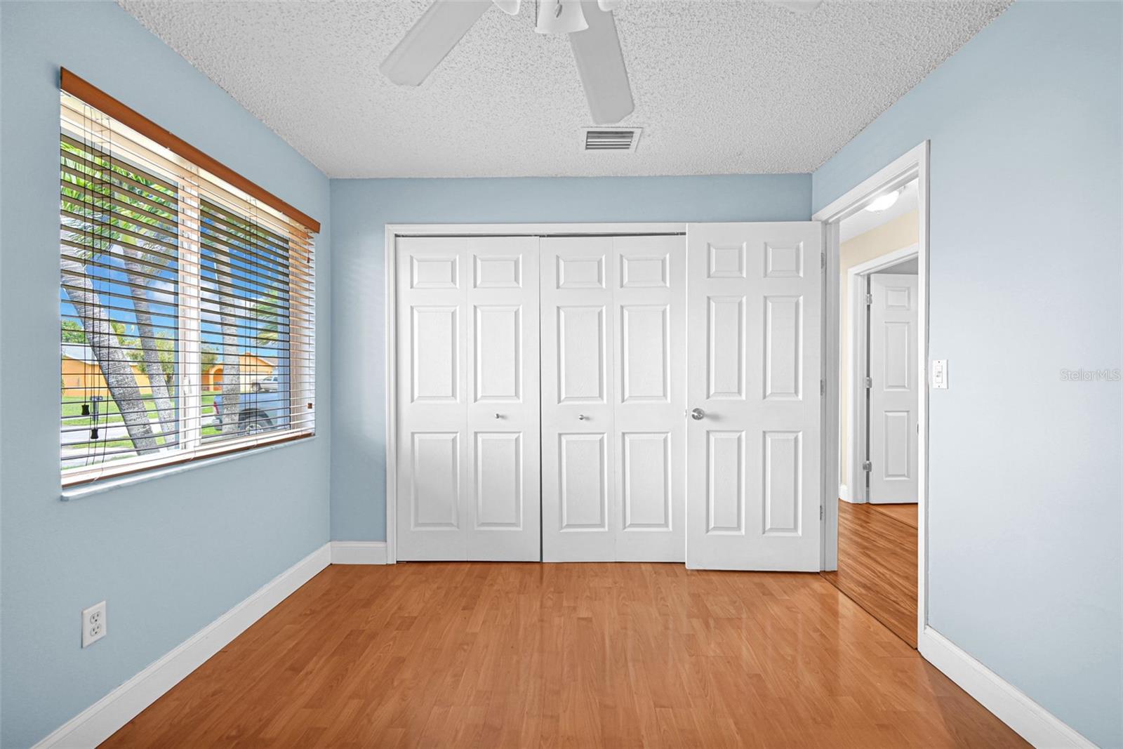 MEADOW WOOD MANOR SEC 10 - Residential